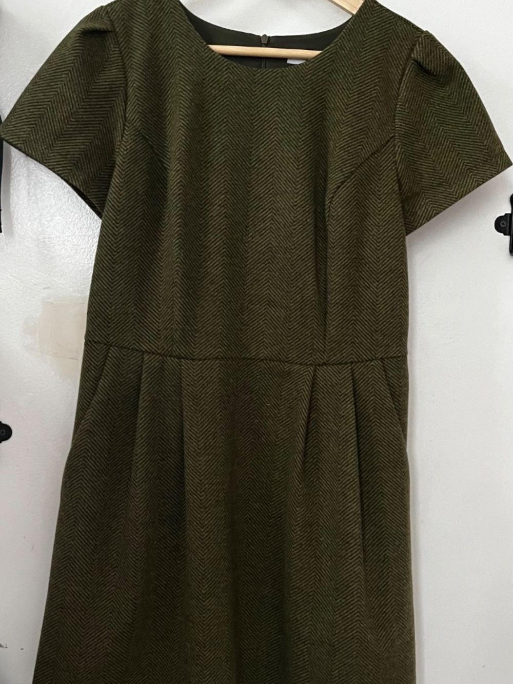 Olive Green Herringbone Short Sleeve Dress - Picture 2 of 6